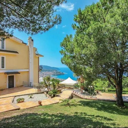 Beautiful In Ferienhaus Agropoli